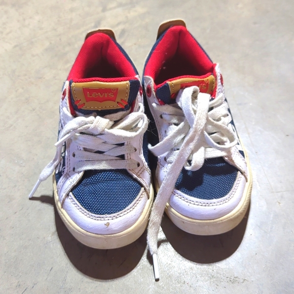 Kids size 11 Levi's - Picture 5 of 5